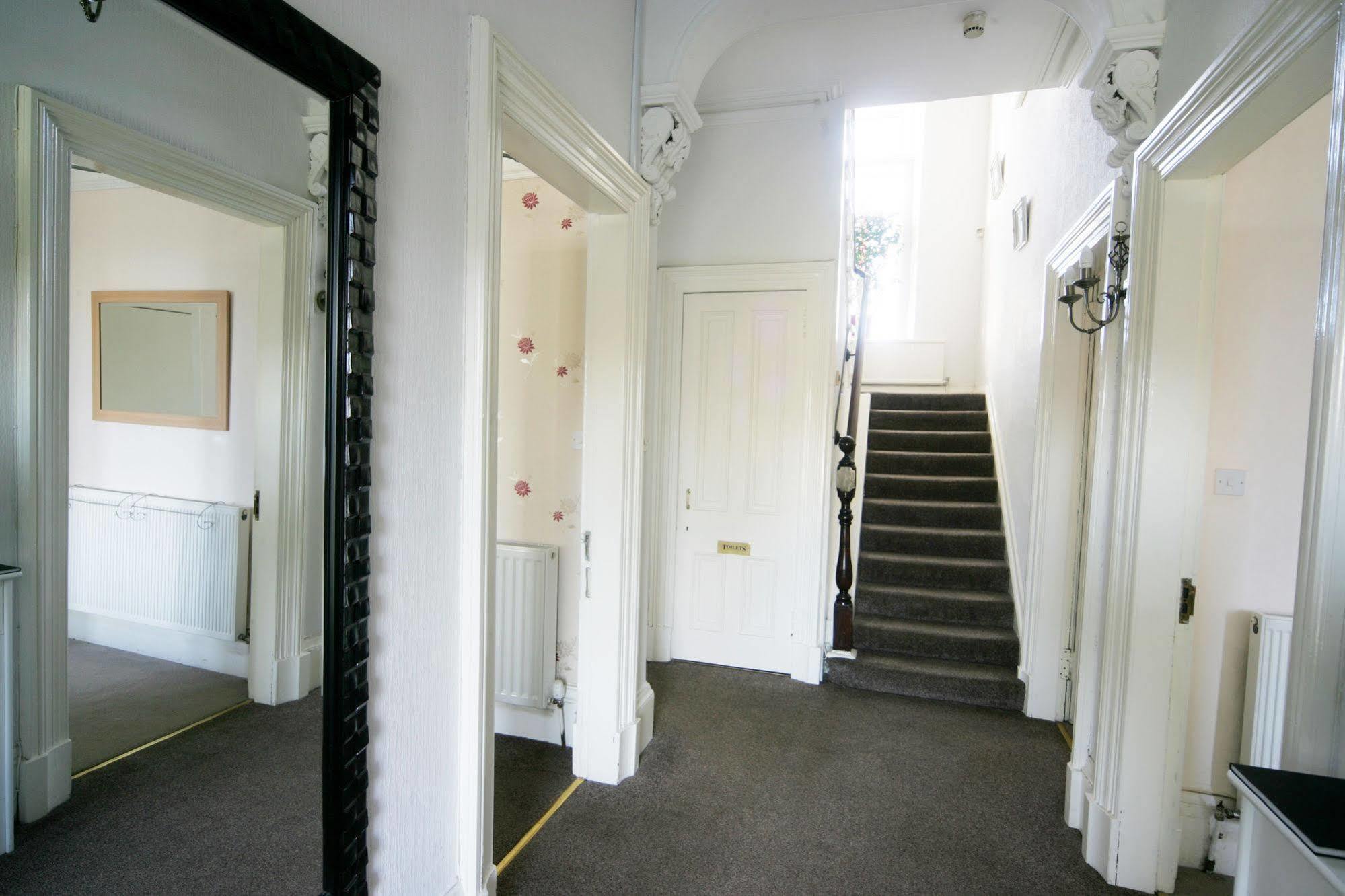 Dean Park Guest House Kilmarnock Luaran gambar